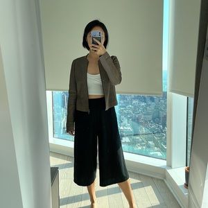 Elie Tahari Cropped Leather Jacket Snake Scale